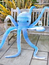 Huge octopus cuddly toy - huge,