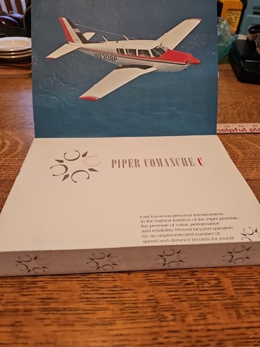 Piper comanche vintage - c,