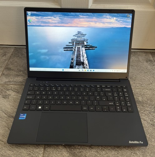 Toshiba dynabook satellite - dynabook,
