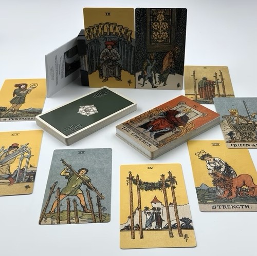 Borderless rider waite tarot - borderless,
