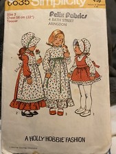 Simplicity 6635 Holly Hobbie Children’s Vintage pattern Age 3 Used Damage Marks