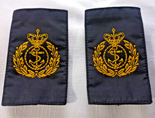 BRITISH ROYAL NAVY - RN - SLIDES EPAULETTES - CHIEF PETTY OFFICER - MATERIAL.