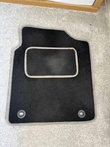 Black car mats for - hyundai, i10