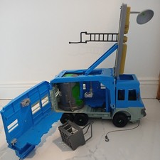 Ben 10 Rustbucket Truck