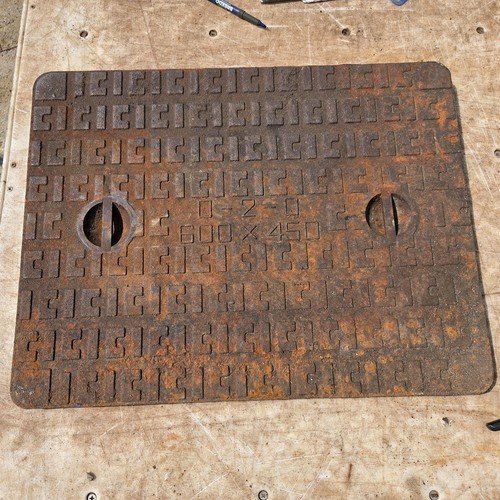 Reclaimed cast iron manhole - reclaimed,
