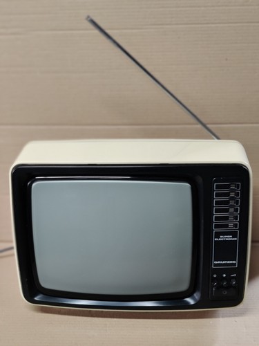 1977 vintage grundig p1420gb - 1977,