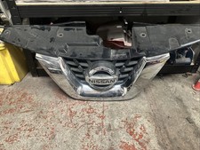 NISSAN JUKE WITH  Front Grill 2015-2019 | OEM 62070-BV80A Used Genuine