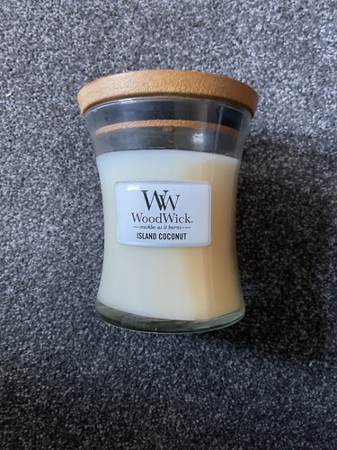 Woodwick island coconut fruity - woodwick,