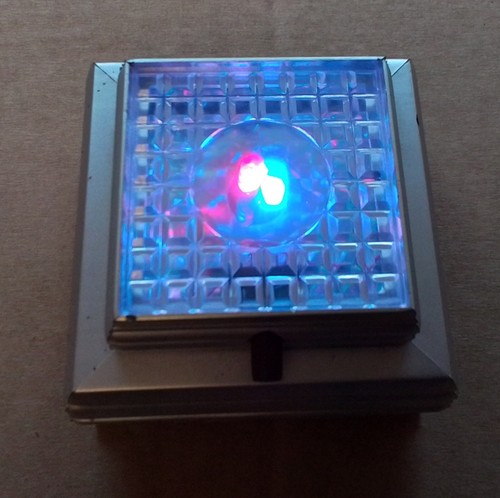 Tier light base 3 colour - light,