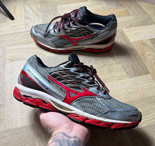 Mizuno wave paradox silver - paradox,