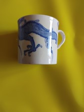 SPODE. Antique dragon pattern coffee can. Circa late 1700's . Base stamped.
