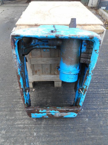 Ford tractors 2000 3000 - tractors, 2000,3000