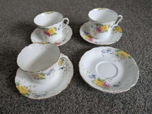 Collingwoods bone china - bone, 3