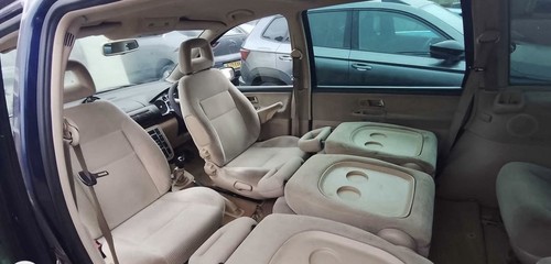 Captain swivel seats - captain,
