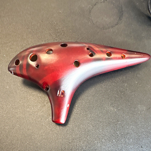 Red black ocarina wind - black,