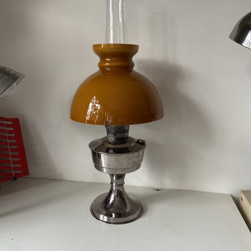 Aladdin oil lamp - n,