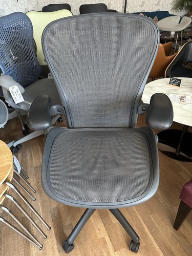 Herman miller aeron size - aeron,