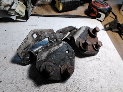 Triumph tr4a 250 - triumph, pair