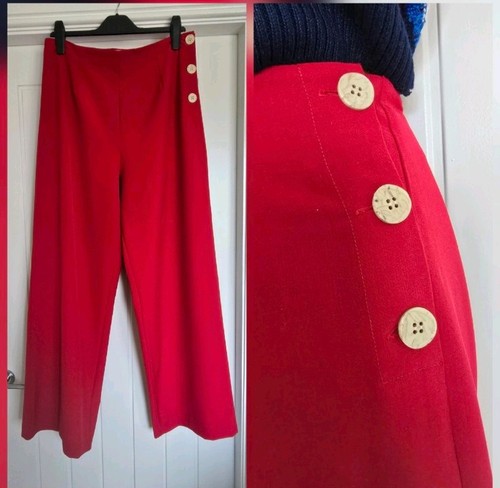 Pretty retro vintage 1940s - pretty,
