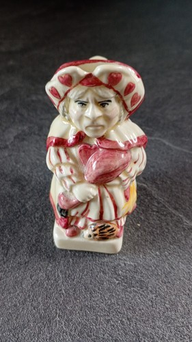 Perennis queen hearts - perennis,