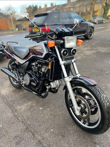 1984 honda vf1100 - vf1100,