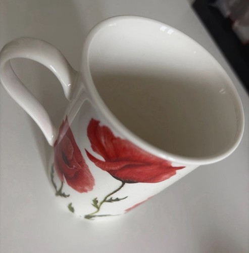 Fine china poppie mug august - china,