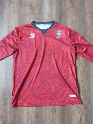 Lincoln city gk away - gk,
