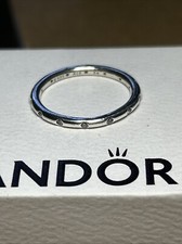 Pandora Simple Sparkling Band