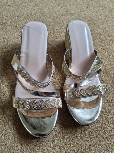 Brand new sparkly - , gold