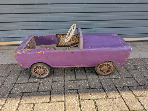 Vintage tri ang pedal car - vintage,
