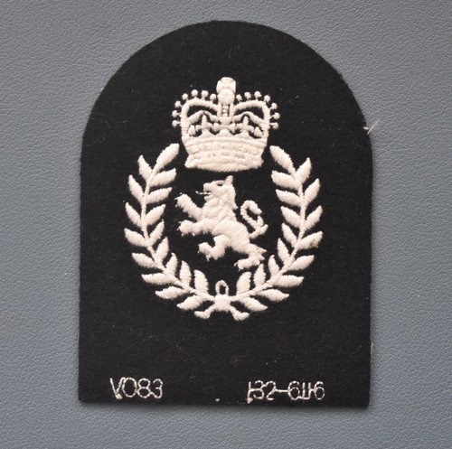 Royal navy charge chief petty - royal,
