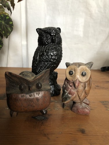 Three owls wooden hand - three,