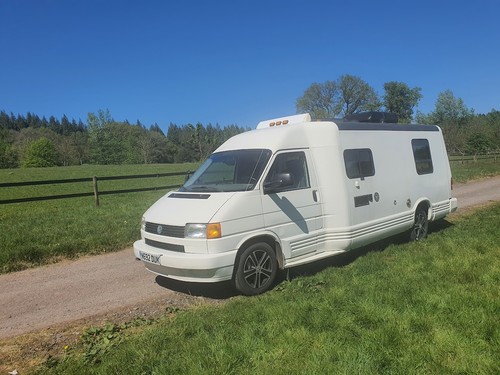 Based winnebago rialta - vw, t4
