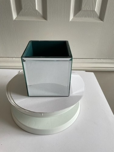 Mirrored glass cube vase h12 - mirrored,