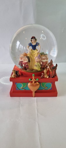 Disney store snow white - store,