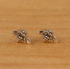Solid 925 Sterling Silver Honey Bee Bumble Bee Stud Earrings Gift Boxed a Pair