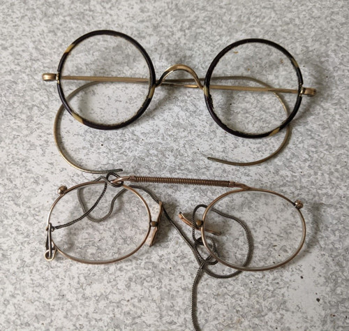 Pairs vintage antique - x, /antique