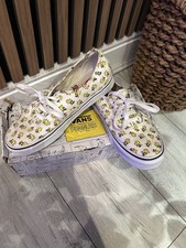 VANS X PEANUTS SNOOPY TRAINERS