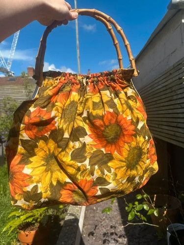 Vintage sunflower floral