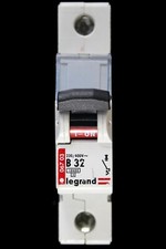 LEGRAND 32 AMP CURVE B 10kA