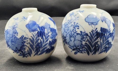 Two vintage similar chinese - two,