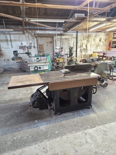 Reliant table saw - , used