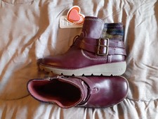 BNWOB Ladies HEAVENLY FEET 'Scorpio2' Purple Knitted Cuff Ankle Boots UK5