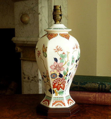 Vintage ginger jar table - ginger,