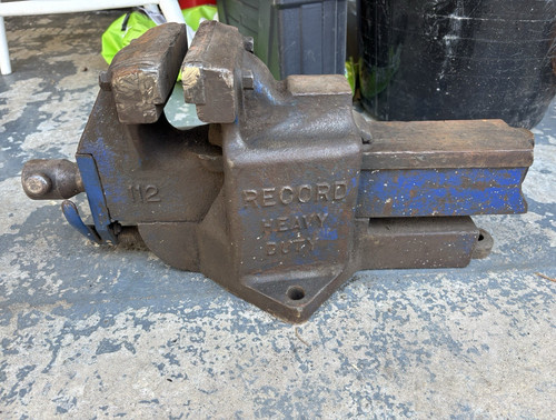 Record 112 bench - no., vice