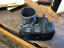 throttle body 8200330810  2.0 M9R vauxhall vivaro renault trafic  primastar van 