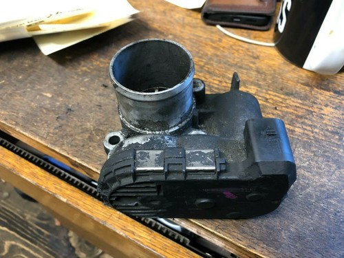 Throttle body 8200330810 0 - body,