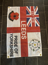 Leeds United Utd LUFC Flag 3ft