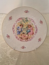 Vintage Decorative Royal