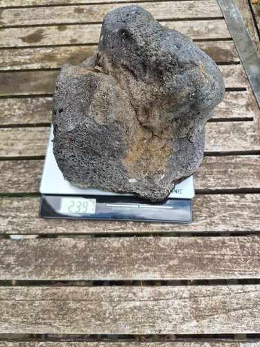 Large chunk piece icelandic - chunk,